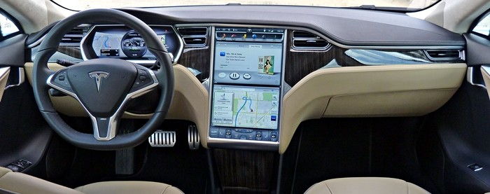 Tesla-Model-S-sedan