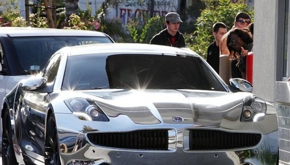 Justin Bieber's chrome Fisker Karma